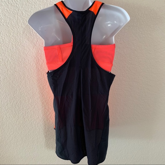 Lululemon Pump It Up Tank size 4 - Picture 4 of 7